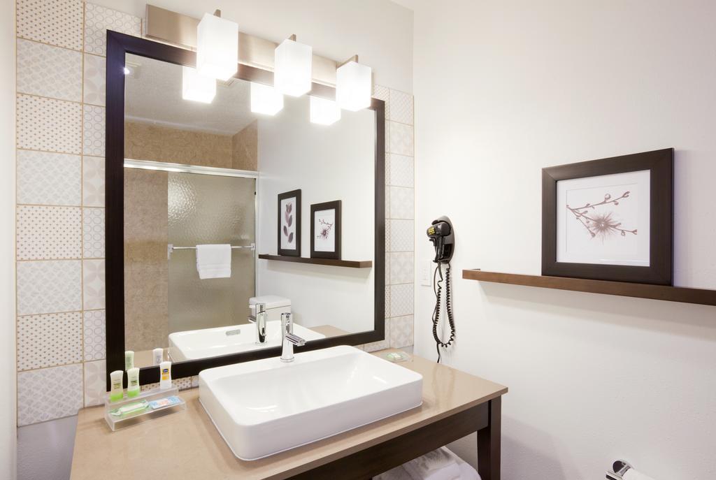 Country Inn & Suites By Radisson, Chippewa Falls, Wi Chambre photo