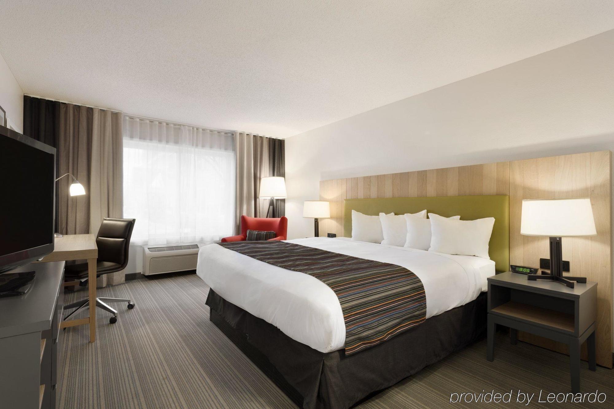 Country Inn & Suites By Radisson, Chippewa Falls, Wi Extérieur photo